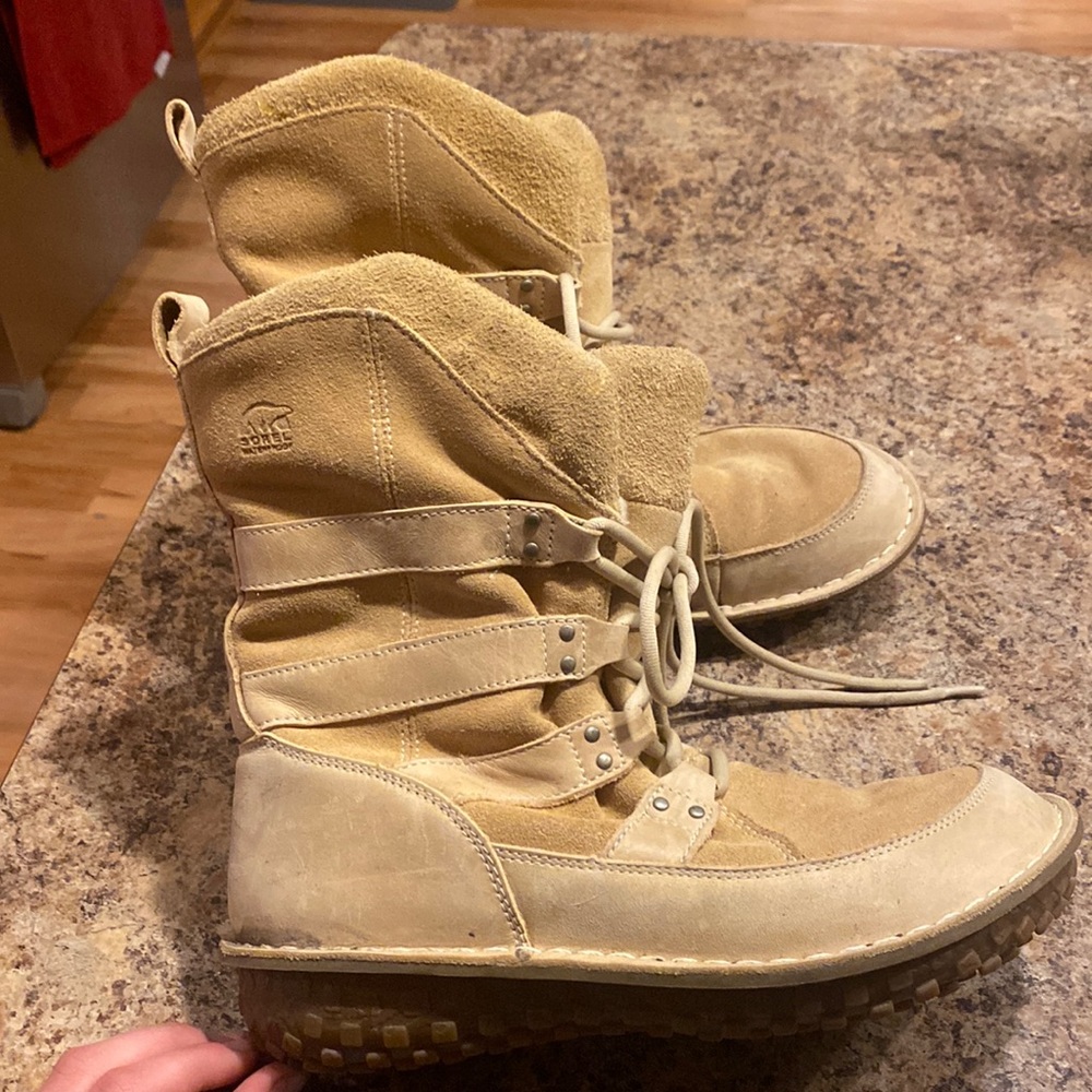 Women’s Sorel winter boots